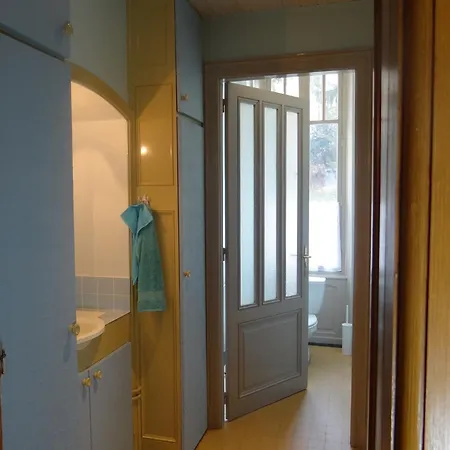 Mansion In With Pool And Garden