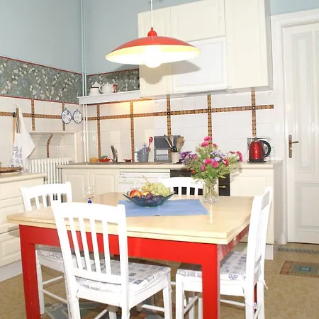 Holiday home Delightful Mansion In Vecoux With Garden *