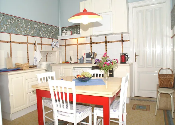 Mansion In With Pool And Garden Prázdninový dům Vecoux